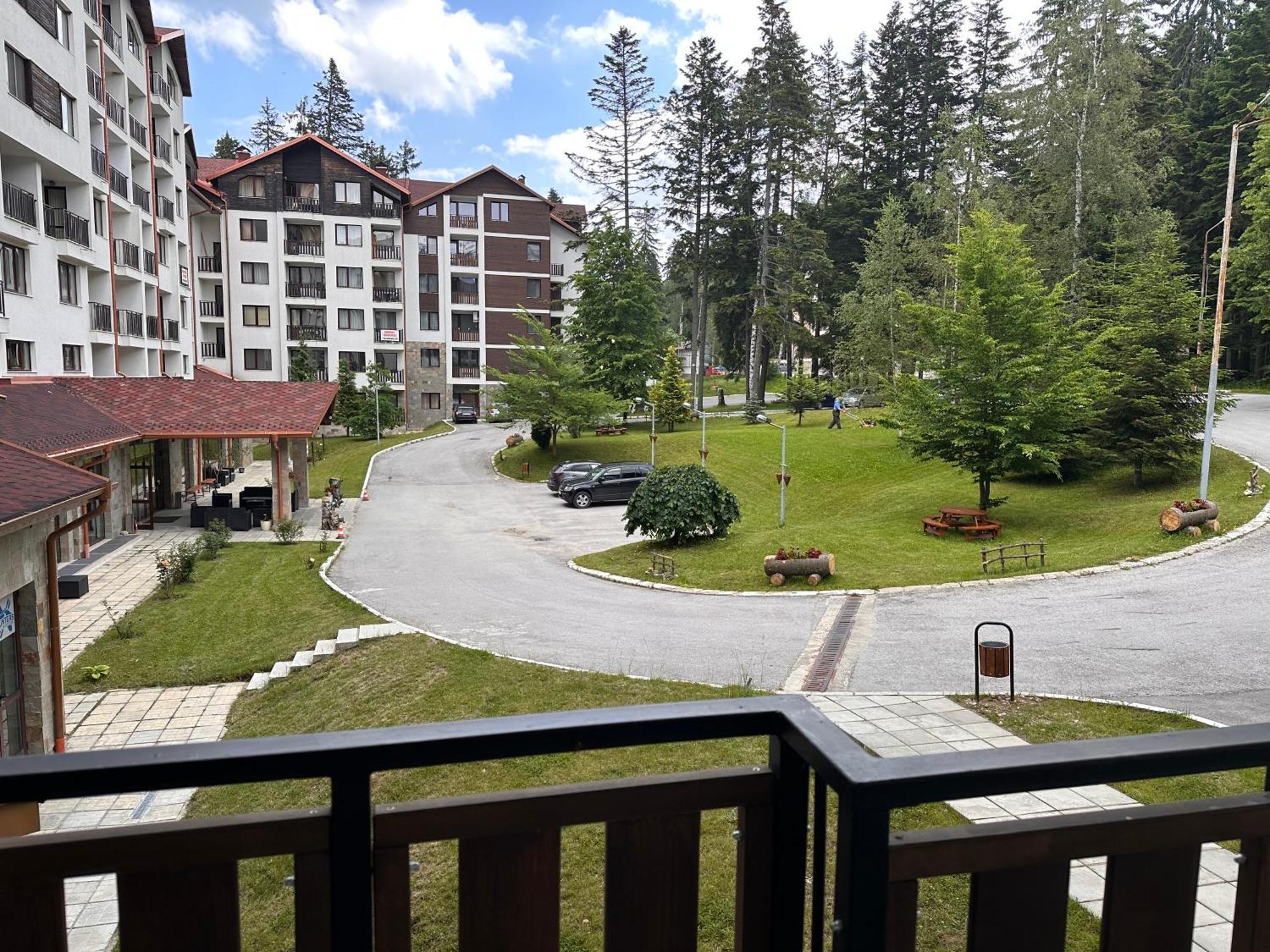 Petkovi Аpartments, Borovets Gardens - One-Bedroom And Two-Bedroom Apartments Exteriör bild